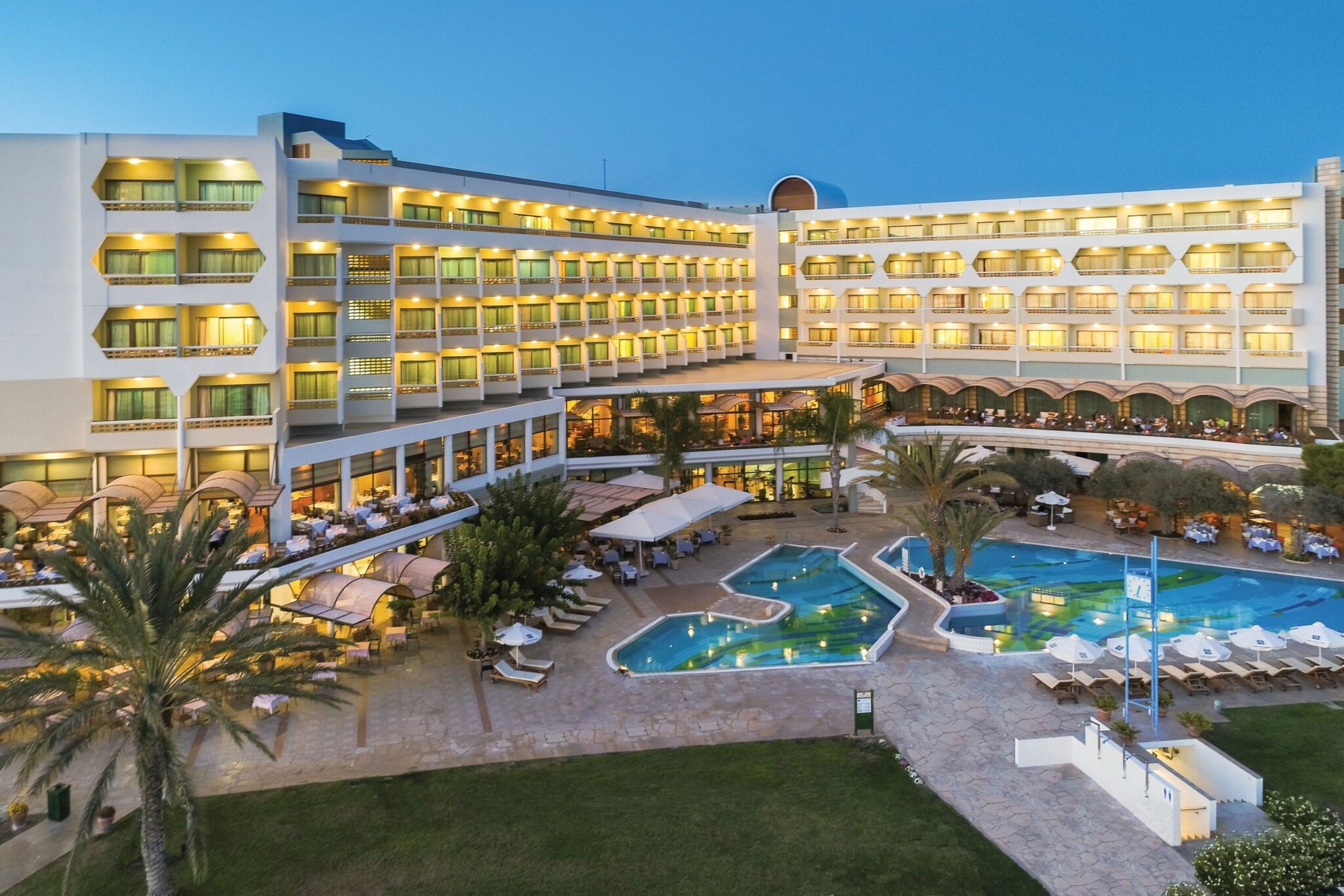 https___www.cbh-cyprus.com_app_uploads_sites_30_dlm_uploads_2021_08_2-ATHENA-ROYAL-BEACH-HOTEL